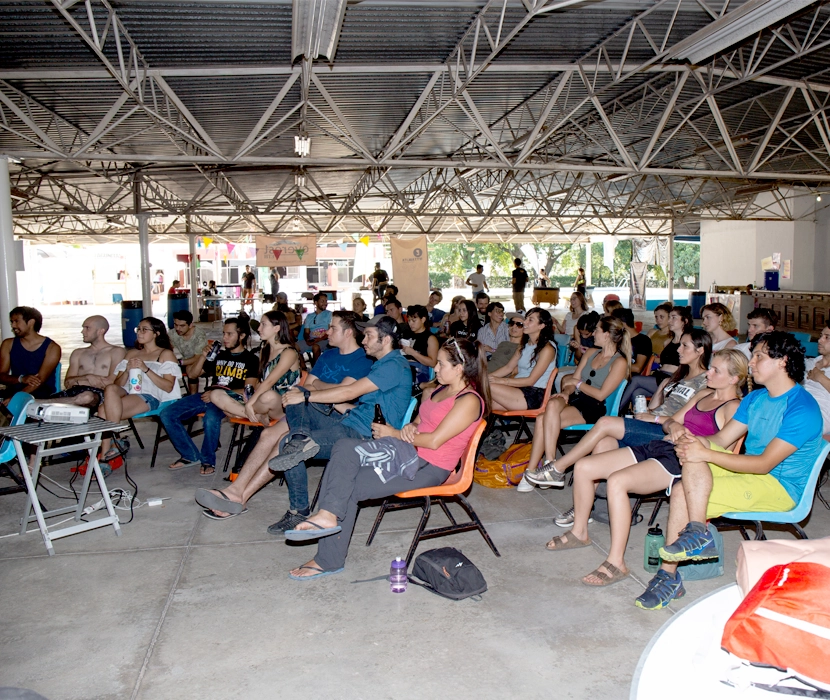 Primera recaudación de fondos